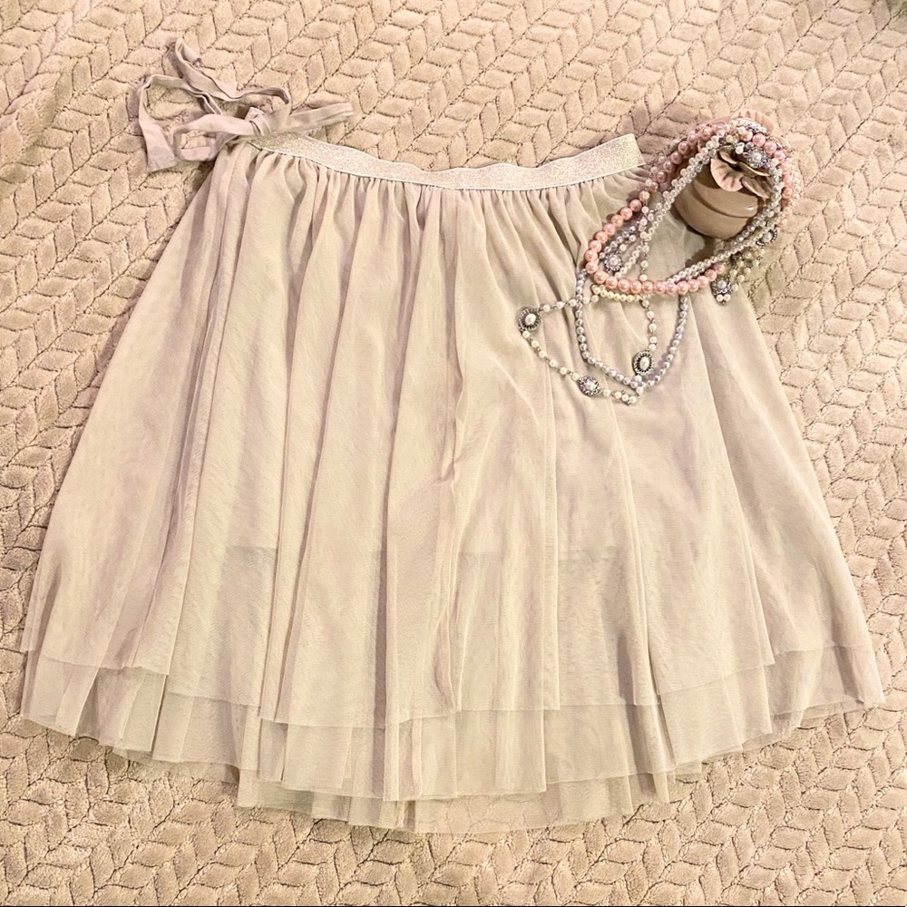 🌾Divided by H&M Bohemian Cream 2 Tier Tool Skirt